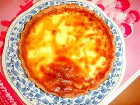 なめらかな焼きプリンタルト